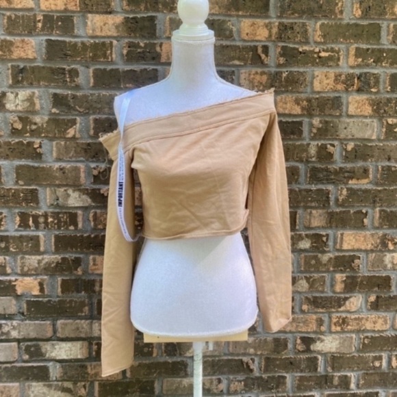 NEW Mistress Rocks Tumble Off The Shoulder Crop Top Size Large Brown - Picture 2 of 7